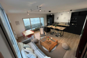 3-bedroom apartment with spacious balcony